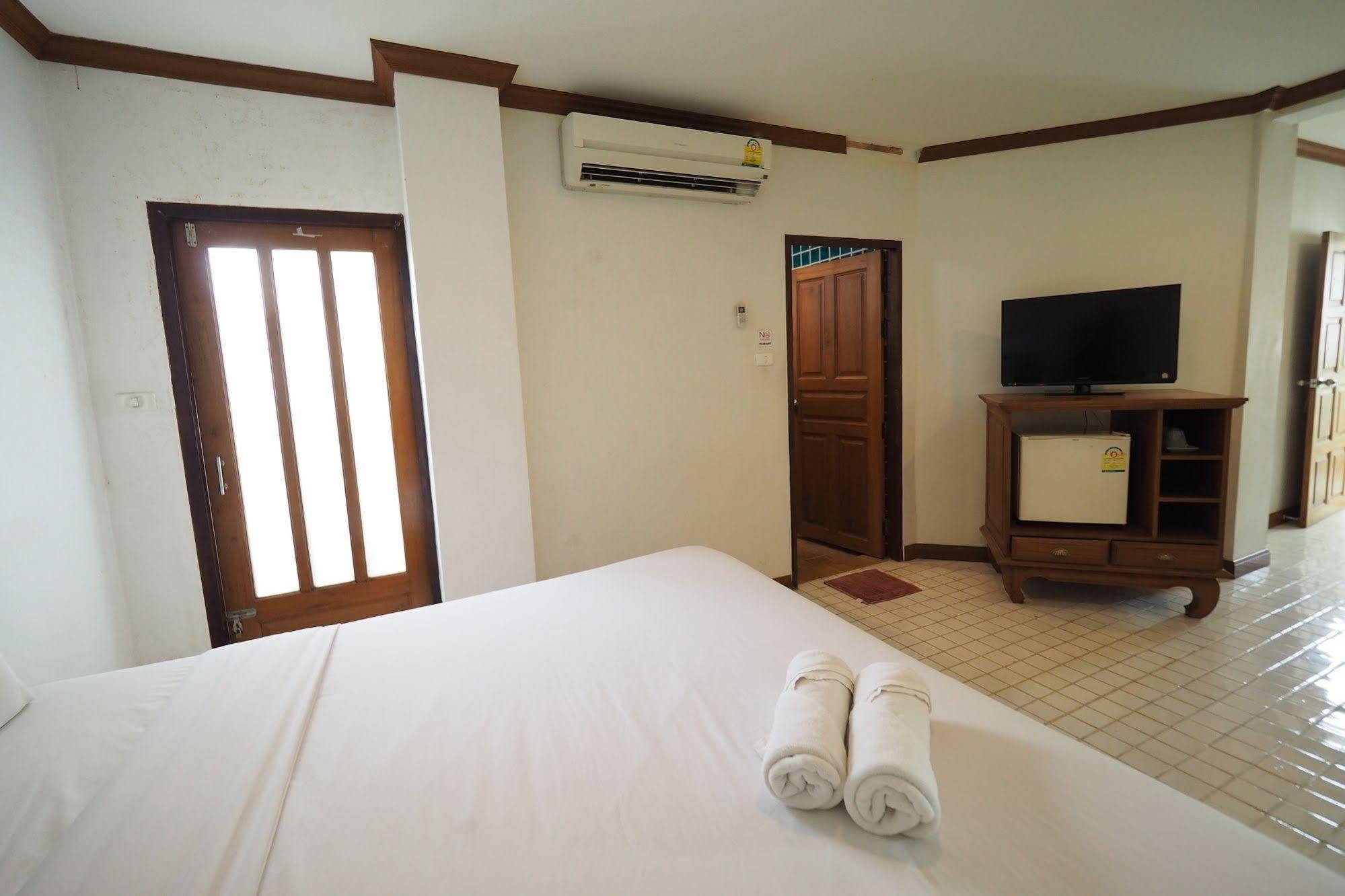 Fah Place Hotel Nan Ngoại thất bức ảnh